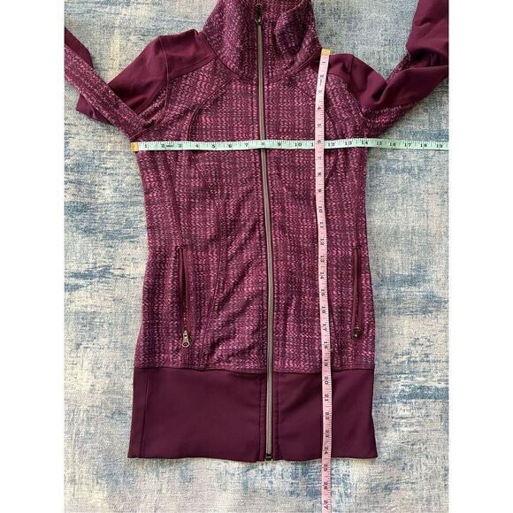Lululemon Nice Asana Jacket Ziggy Wee August Glo / Plum Purple Size 2 - Picture 5 of 6